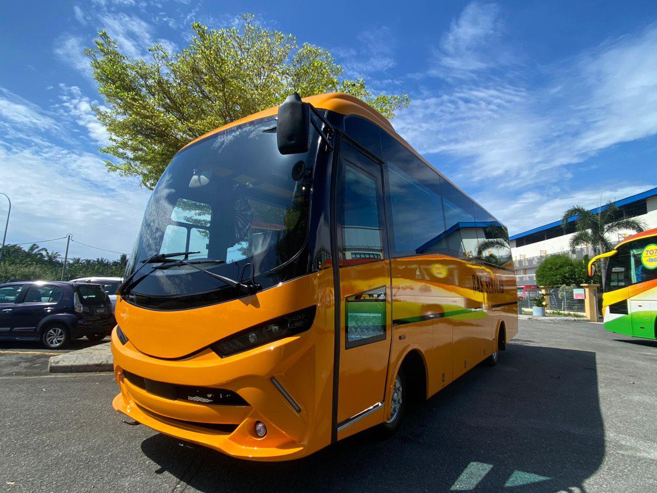 Experience Hassle-Free Group Travel with Our Mini Bus Service